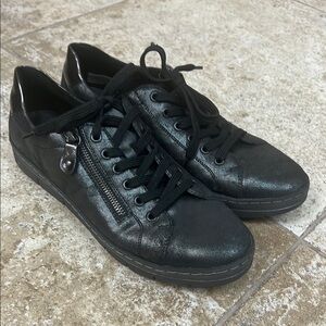 Remonte Black Leather Sneakers